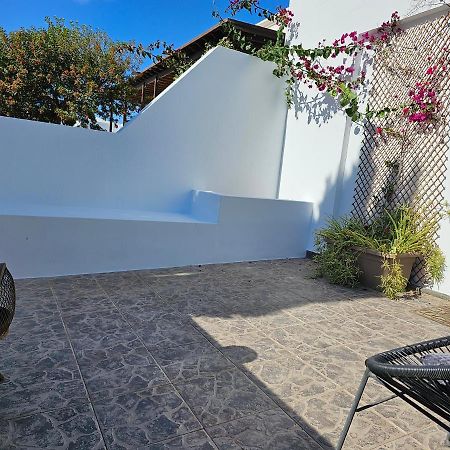 Casa Mirlo, Coqueto Alojamiento Con Terraza Y Jardin En Zona Tranquila Nazaret Ngoại thất bức ảnh
